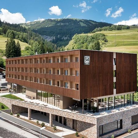Jufa Hotel Савоньїн Екстер'єр фото